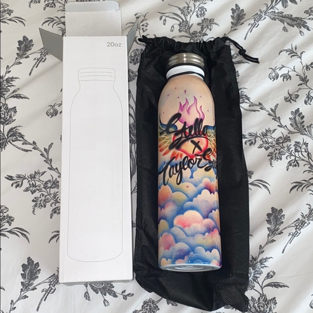 Taylor Swift/Stella Water Bottle